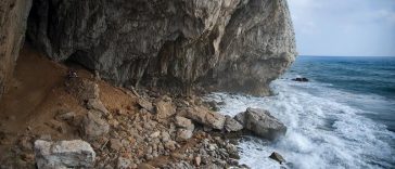 Gorhams-Cave-Gibraltar-National-Museum