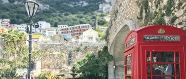 Charles Durante The Decline of Bilingualism in Gibraltar